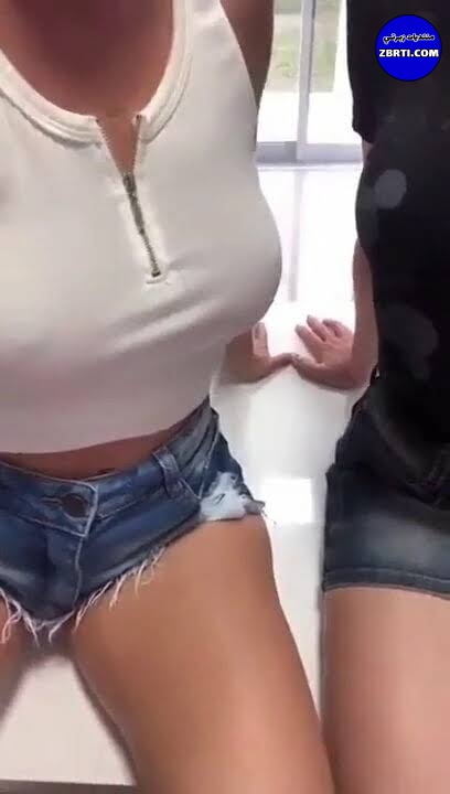 بيدعكو حلماتهم في بعض هيجانين علي بعض