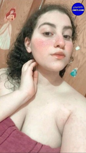 نودز اندر ايدج لبوه هايجه فلاحه مربربه من المنصورة بتصور طيزها وبزازها الكبيرة بهيجان لحبيبها الدكر بتاعها